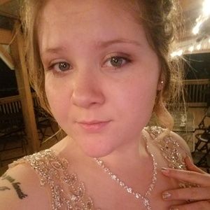 Meet your Posher, Mollie